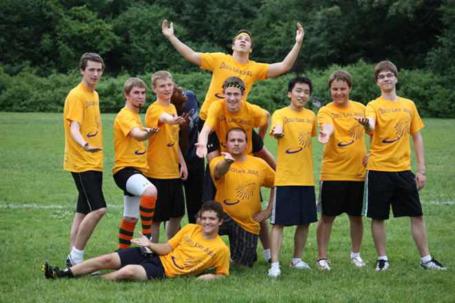 Ultimate Frisbee Team Photo