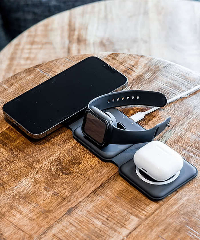 Full Color Travel 3-in-1 Qi 15W Portable Wireless Charging Pad